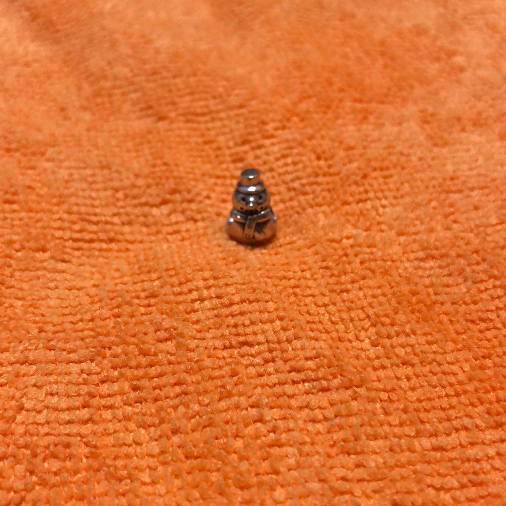 🟡☃️Snowman ⛄️ Pandora Charm🟡